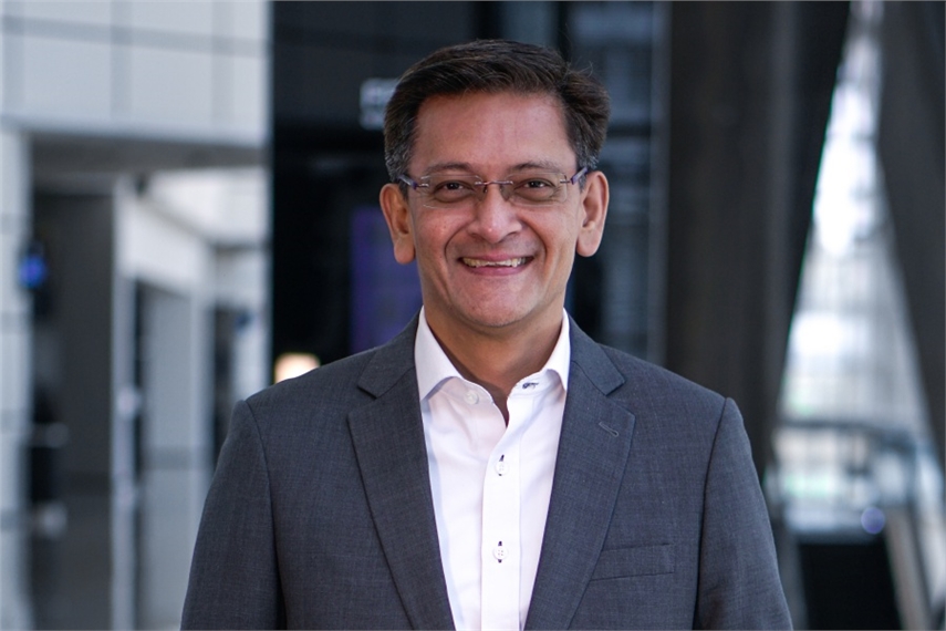 Aloysius Arlando takes presidency at SACEOS