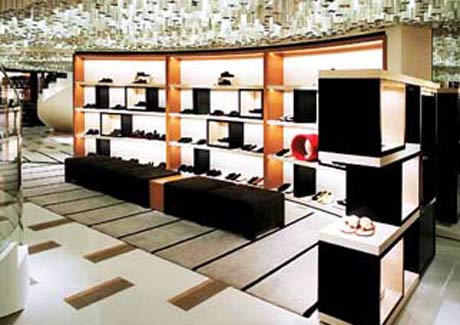 Perfume drives luxury goods buzz at Shanghai Expo : CIC