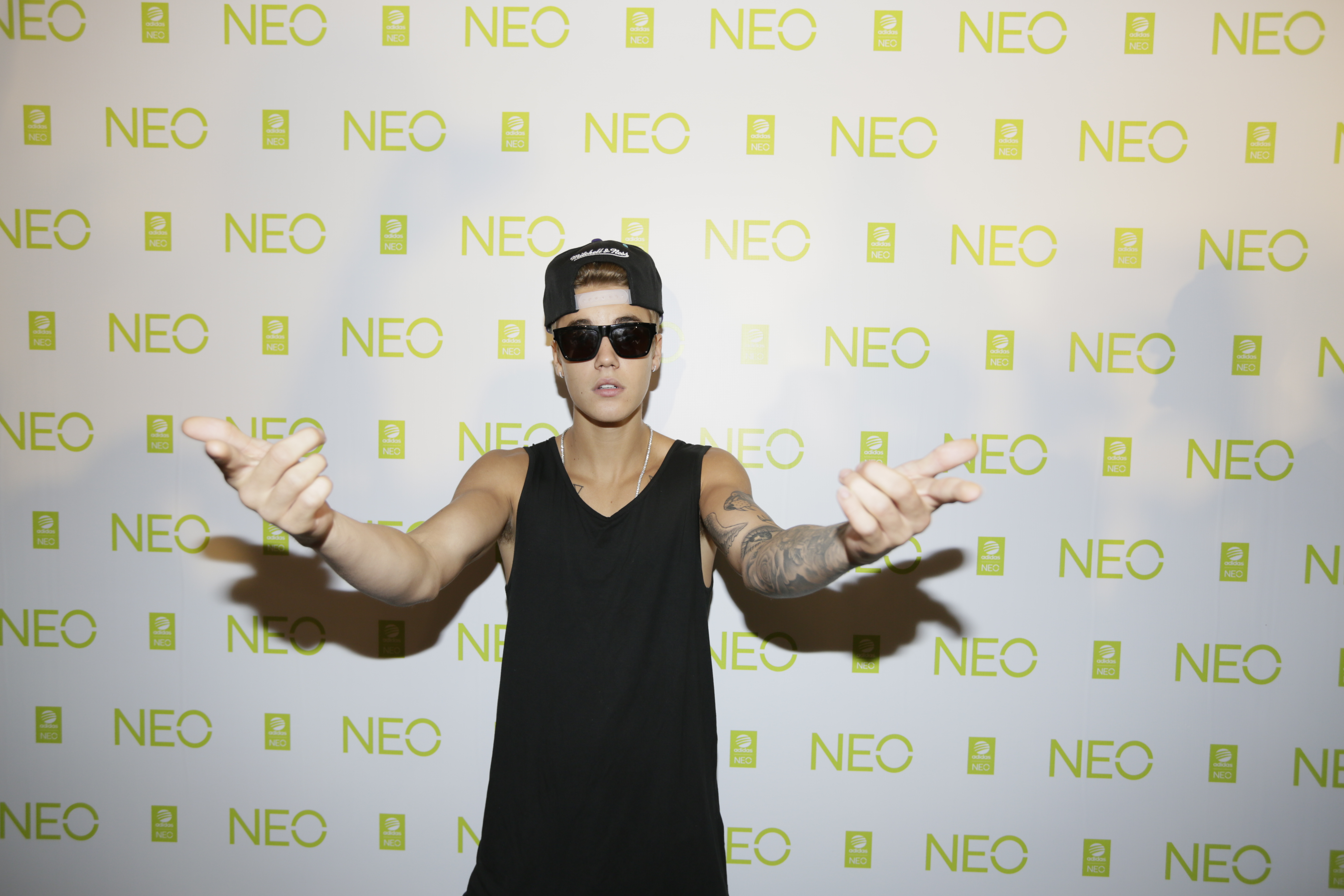 Justin Bieber makes surprise appearance at Adidas Neo store in Shanghai