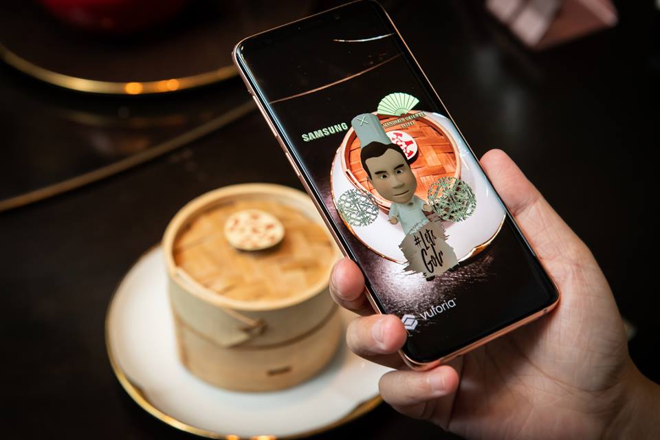 Feast of the senses at experiential Samsung event