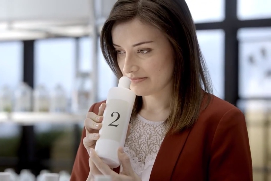 Scent expert fails to sniff out contrived branding in Lux campaign