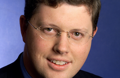 Singapore Airlines hires Ionides while Forshaw moves to Microsoft