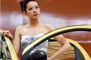 Chinese Automakers Begin Brand Journey