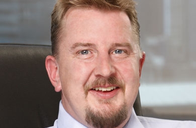 Mitchell & Partners resigns Hutchison 3