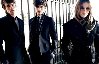 Burberry kicks off global media pitch