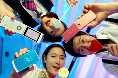 Live Issue... Agencies, clients budget for an upturn