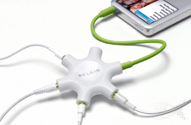 Max Australia wins Elcom and Belkin