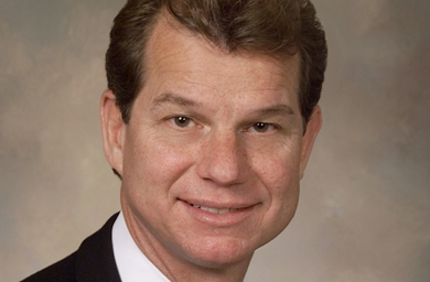 Steve Dahllof named regional CEO of Ogilvy PR