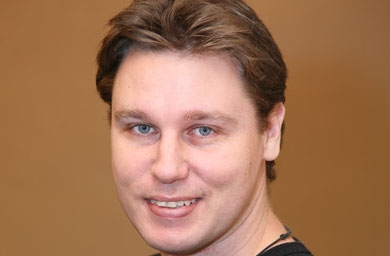 Damien Cummings, former GM of Ogilvy Neo, joins Dell as online director