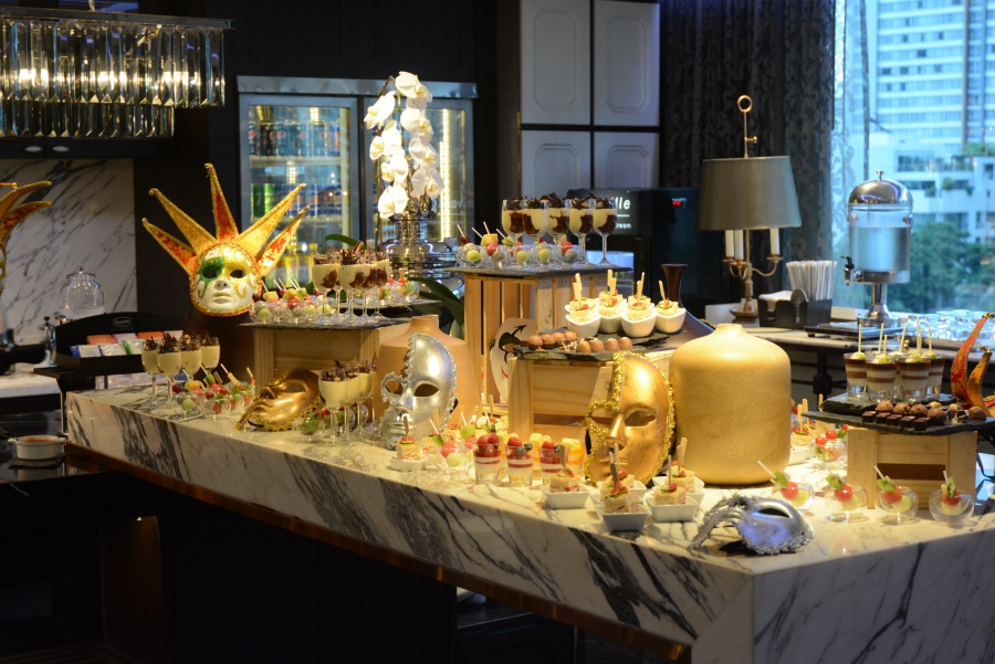 This hotel in Bangkok reduced their F&B costs by going organic