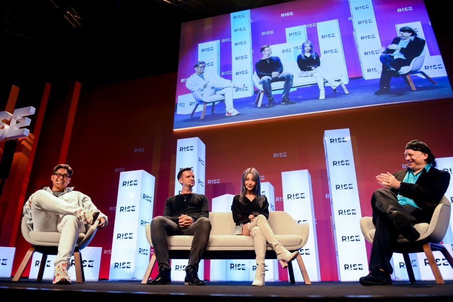 Mass cancellation of events in Hong Kong amid protests