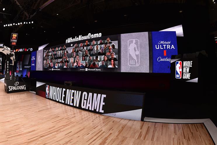 Microsoft to put fans in NBA courtside seats, virtually