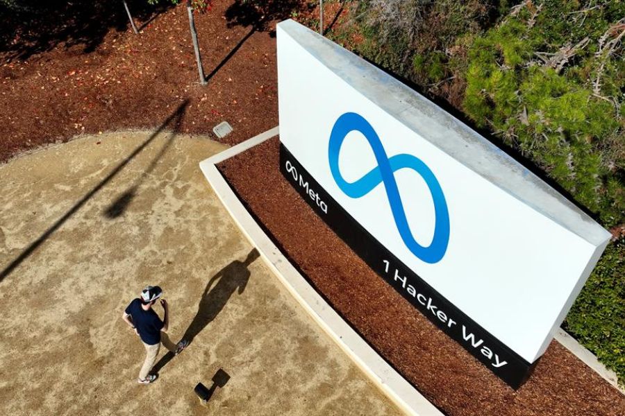 Meta beats Q2 earnings estimates, goes full steam ahead on AI