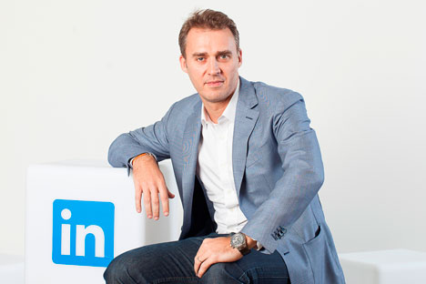 Changing the online customer loyalty game