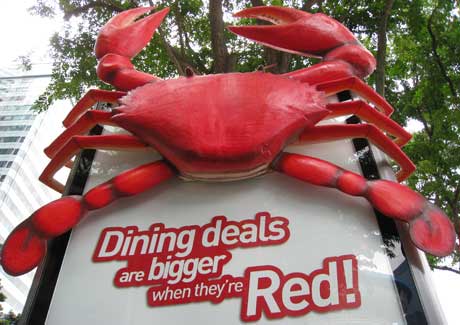 SingTel unveils giant 3D crab for Red Rewards programme