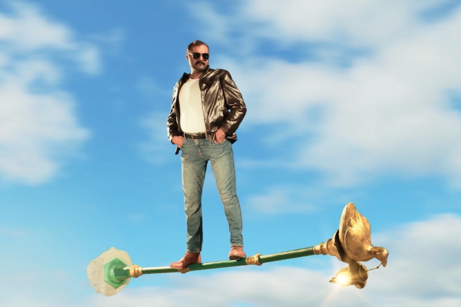 A snack ad using Bollywood action tropes