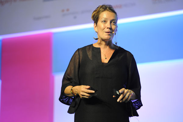 Tension and irresistibility: The ingredients of engagement