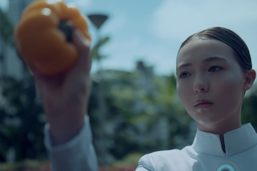 A humanoid robot feels the tenderness of human touch