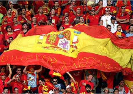 Celebrities, scandals, sports top Yahoo top search terms in 2010