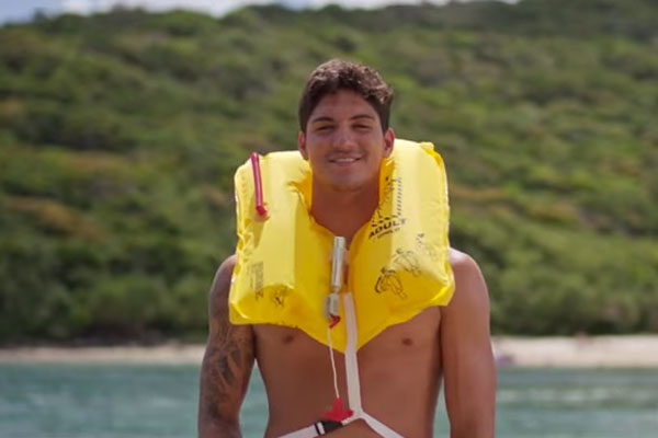 Air New Zealand 'surf's up' in-flight video