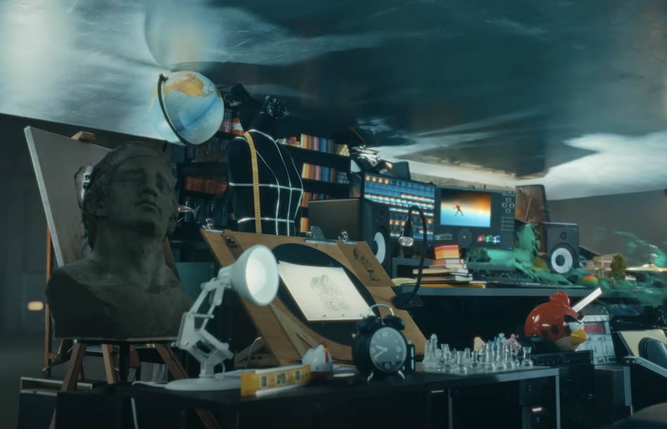 Apple's 'Crush' ad elicits backlash from marketing and PR pros