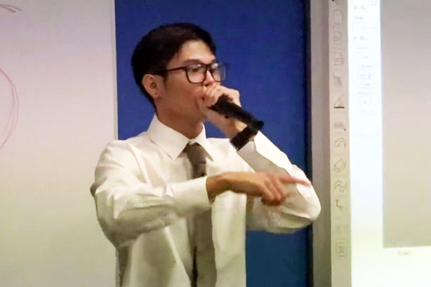 Beatboxer awakens physics class; message unclear