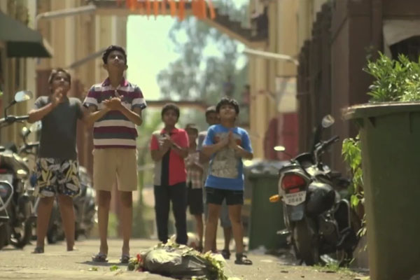 Sarcasm puts litter bugs in the spotlight in India
