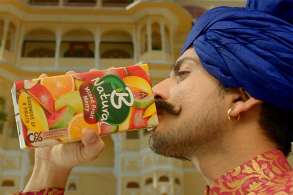 Juice undoes impassive reserve of Indian palace guard