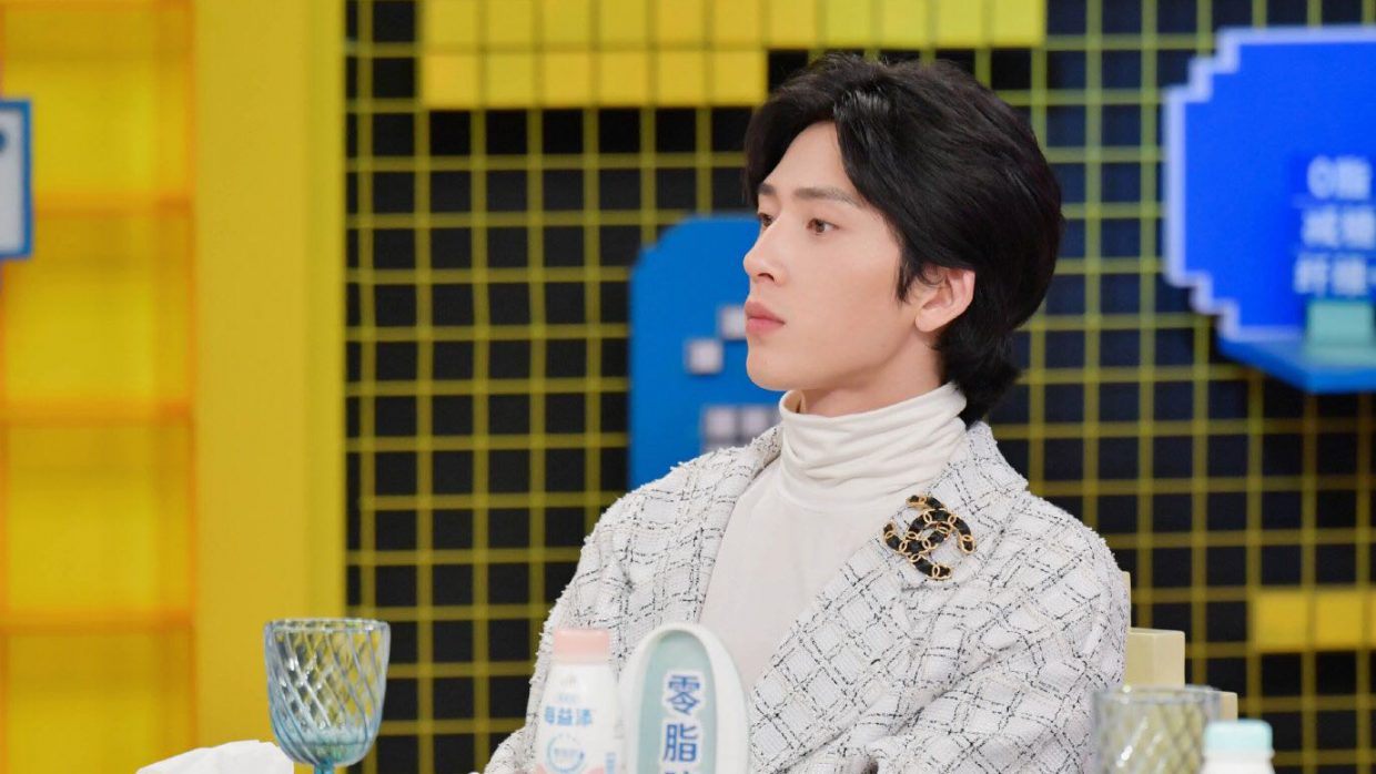 Forget gender-neutral fashion. Chinese men want women’s clothes