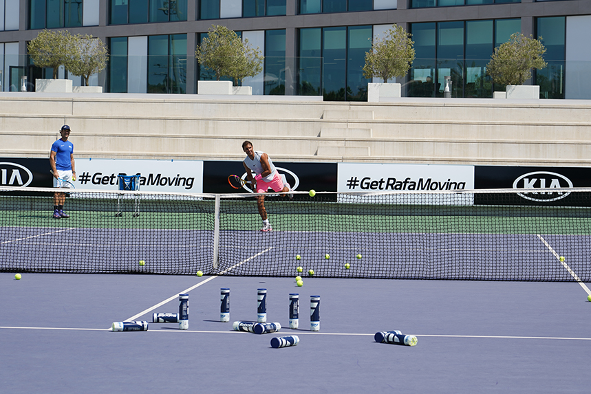 Kia rolls out stop frame campaign