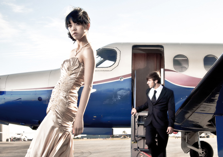 LUXURY REPORT: APAC keeps the global luxury market flying