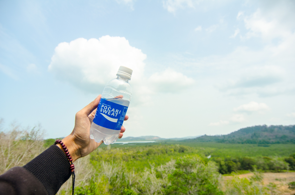 China breaks in two Pocari Sweats over Hong Kong protest furore