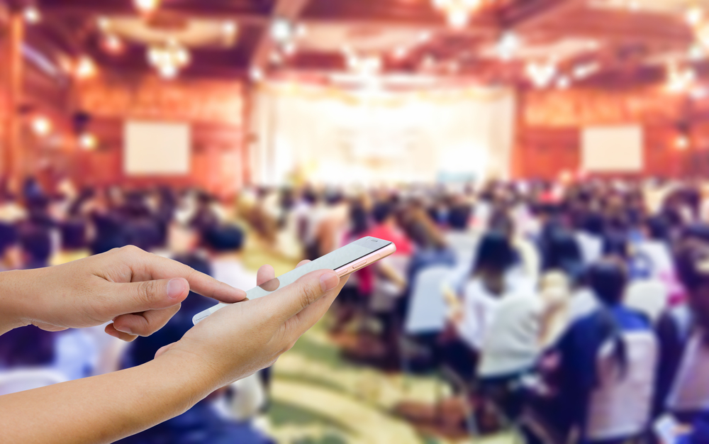 Crossing the divide: how hybrid events can unite physical and virtual audiences